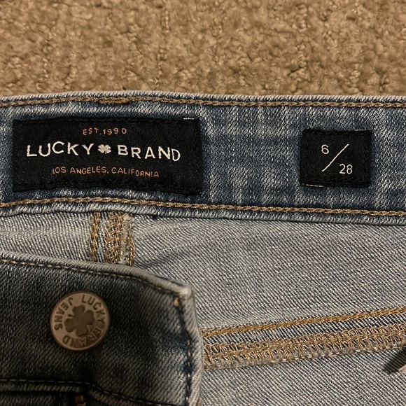 Lucky Brand Medium/Light Wash Jeans size 6 / 28 - Picture 2 of 3